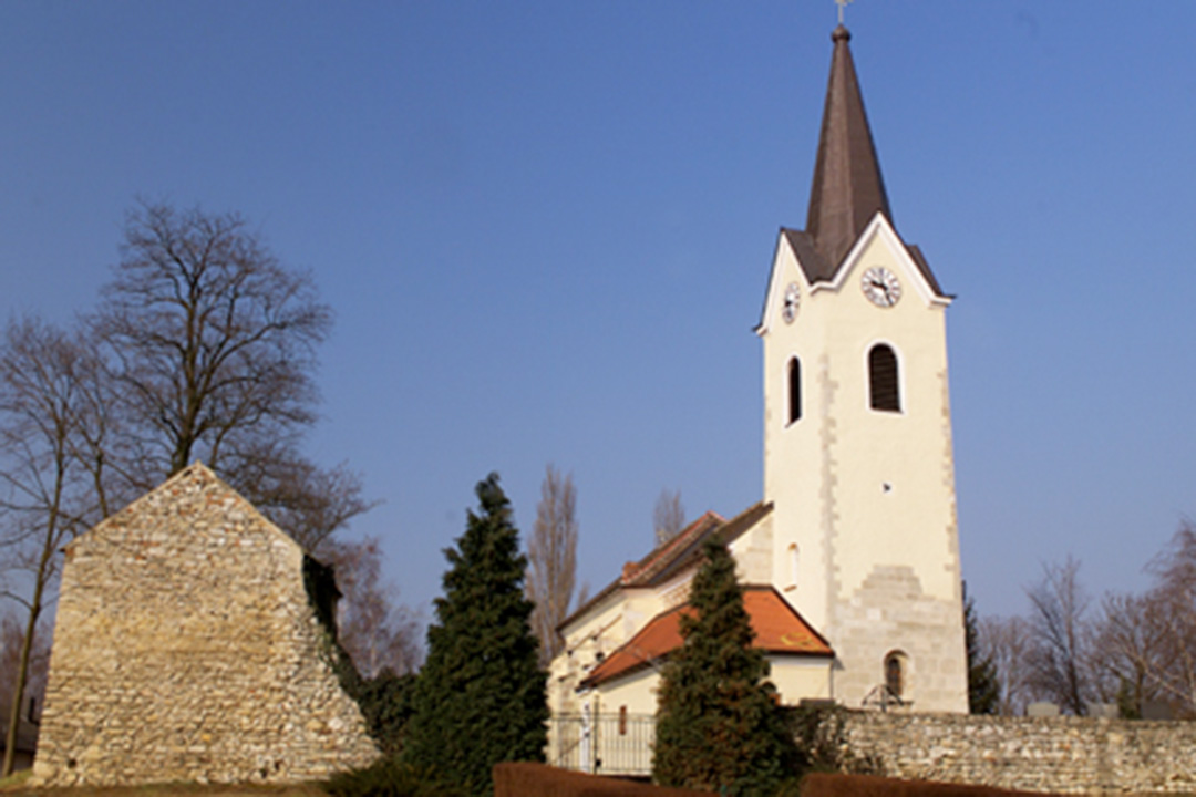 Kirchensanierung Höflein